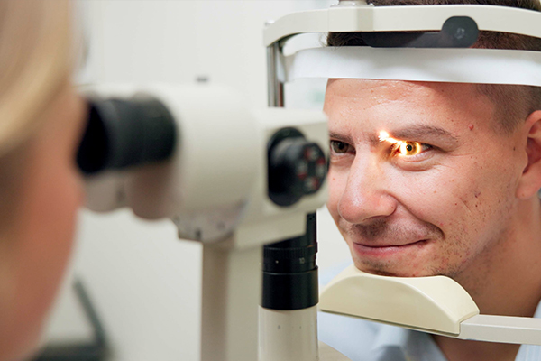 How-it-works-2A-Dr.-Sharma-Eye-Laser-Surgeons-Australia